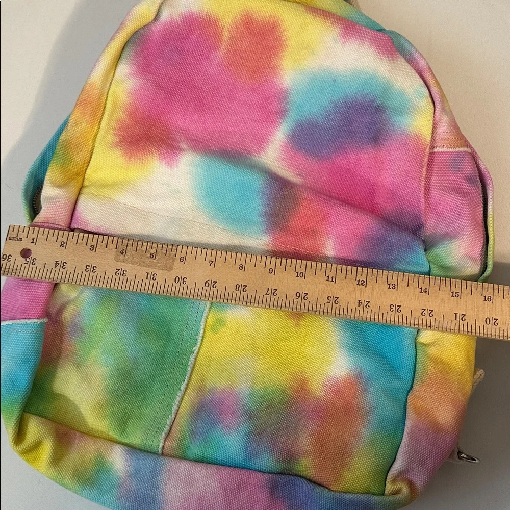 NEW URBAN OUTFITTERS LARGE SIZE TIE DYE BACKPACK